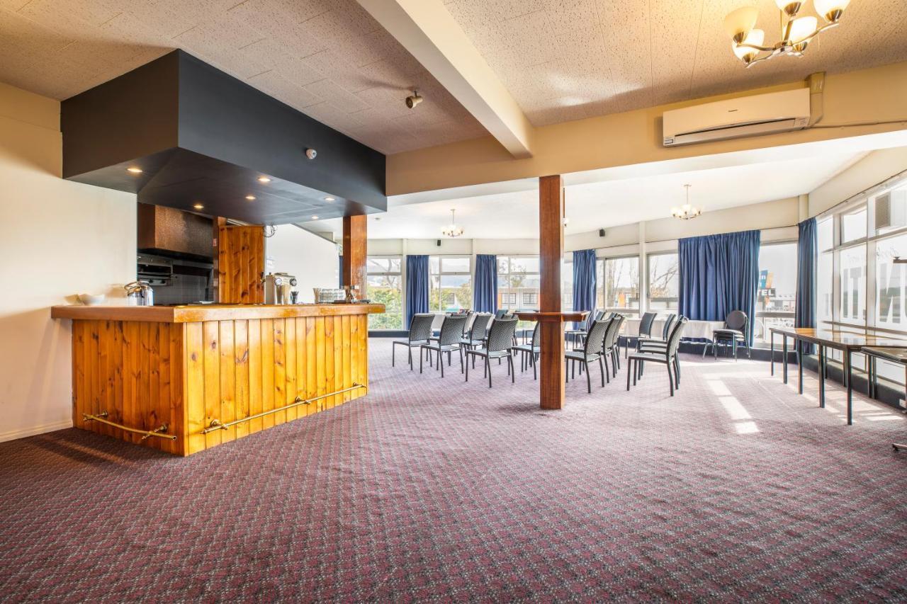 Nightcap At Carlyle Hotel Derwent Park Esterno foto